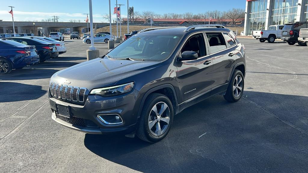 used 2019 Jeep Cherokee car, priced at $17,990