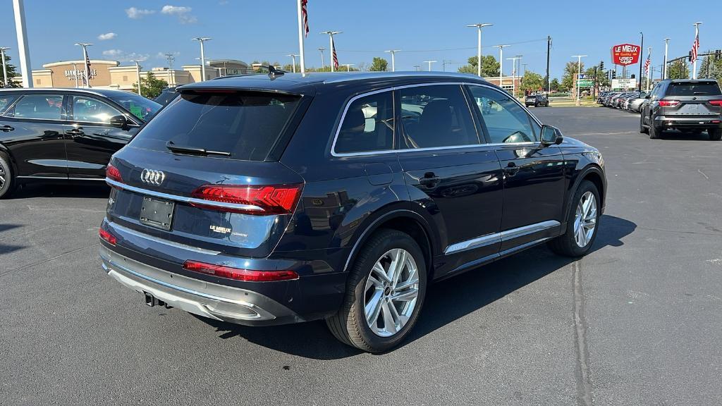 used 2024 Audi Q7 car, priced at $59,990