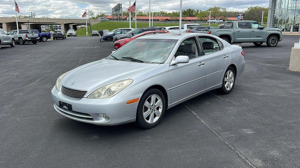 used 2005 Lexus ES 330 car, priced at $7,990