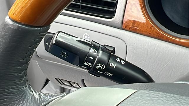 used 2005 Lexus ES 330 car, priced at $7,990