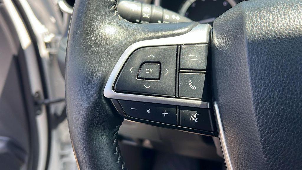 used 2022 Toyota Highlander car, priced at $40,990