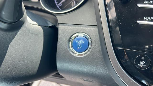 used 2019 Toyota Camry Hybrid car, priced at $18,990