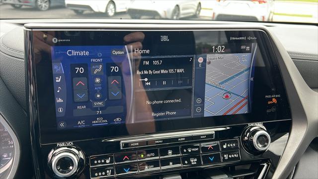 used 2022 Toyota Highlander car, priced at $41,990