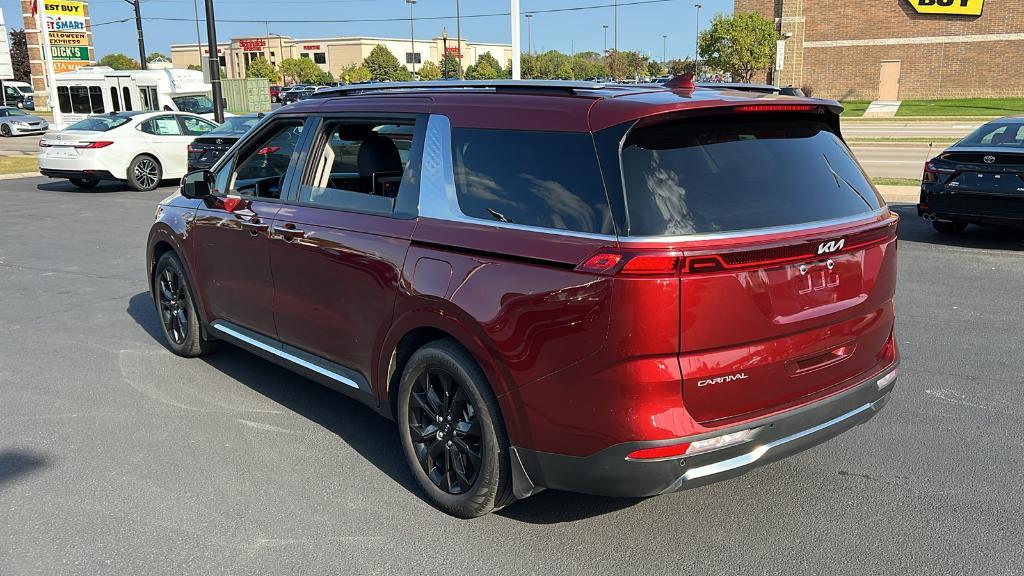 used 2024 Kia Carnival car, priced at $42,990