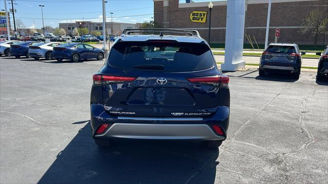 used 2022 Toyota Highlander car, priced at $47,990