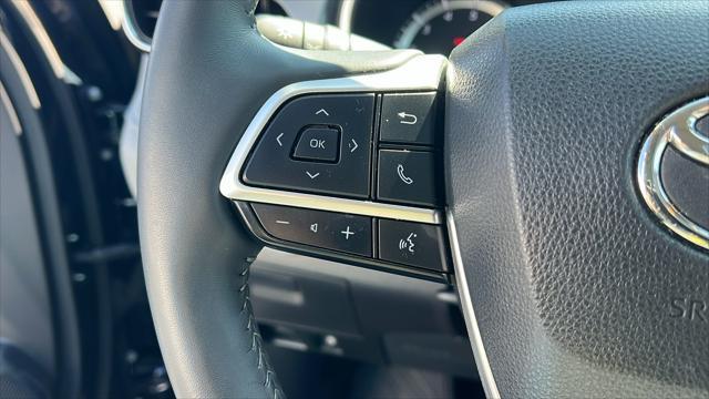 used 2022 Toyota Highlander car, priced at $47,990