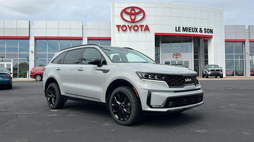used 2022 Kia Sorento car, priced at $29,990