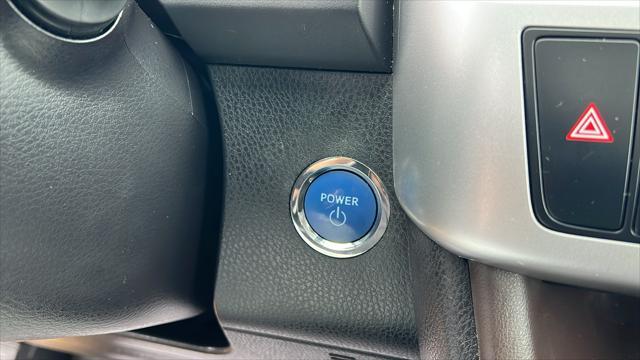 used 2018 Toyota Highlander Hybrid car, priced at $23,990