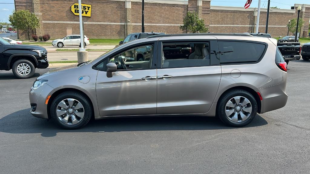 used 2018 Chrysler Pacifica Hybrid car, priced at $29,990