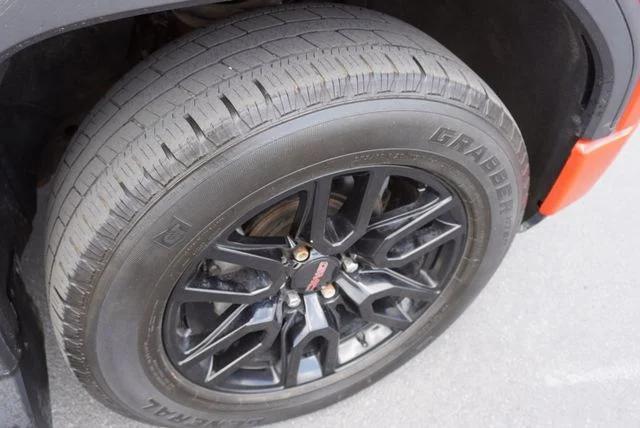 used 2021 GMC Sierra 1500 car, priced at $41,900