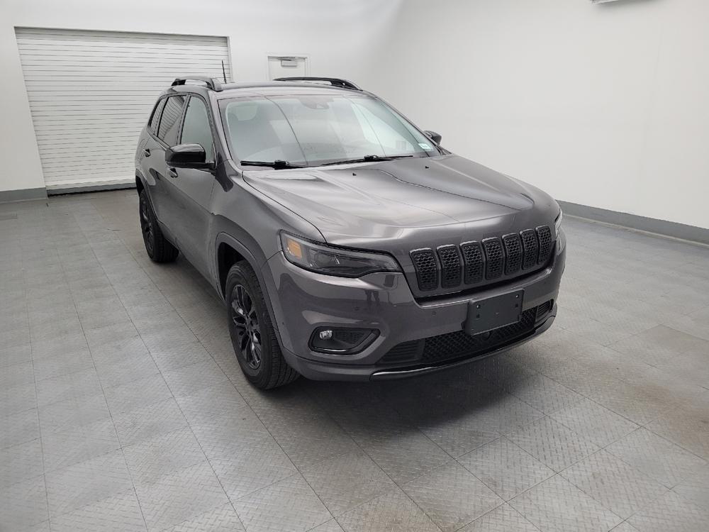 used 2023 Jeep Cherokee car, priced at $23,595