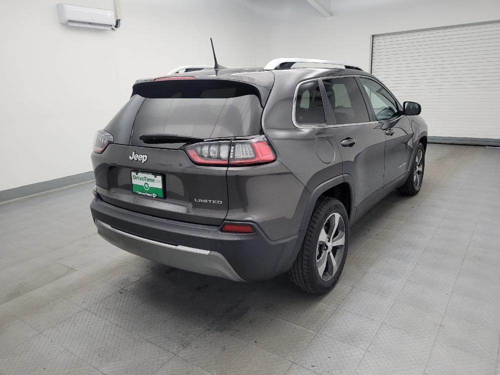 used 2019 Jeep Cherokee car, priced at $18,095