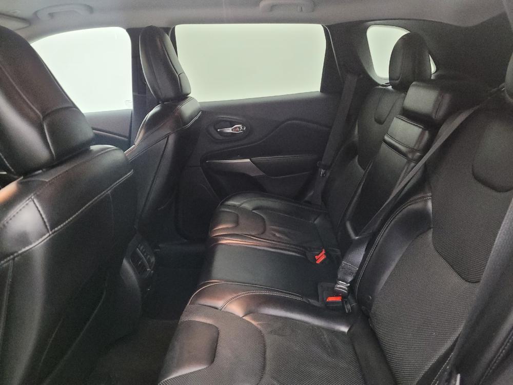 used 2019 Jeep Cherokee car, priced at $18,095