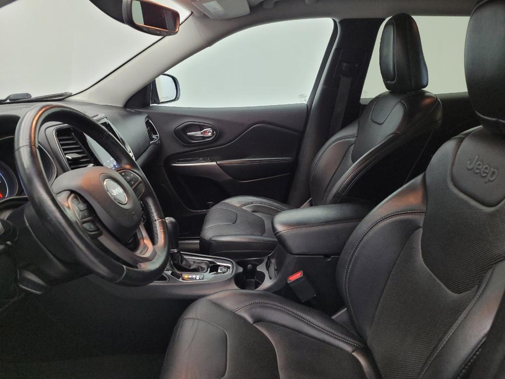 used 2019 Jeep Cherokee car, priced at $18,095