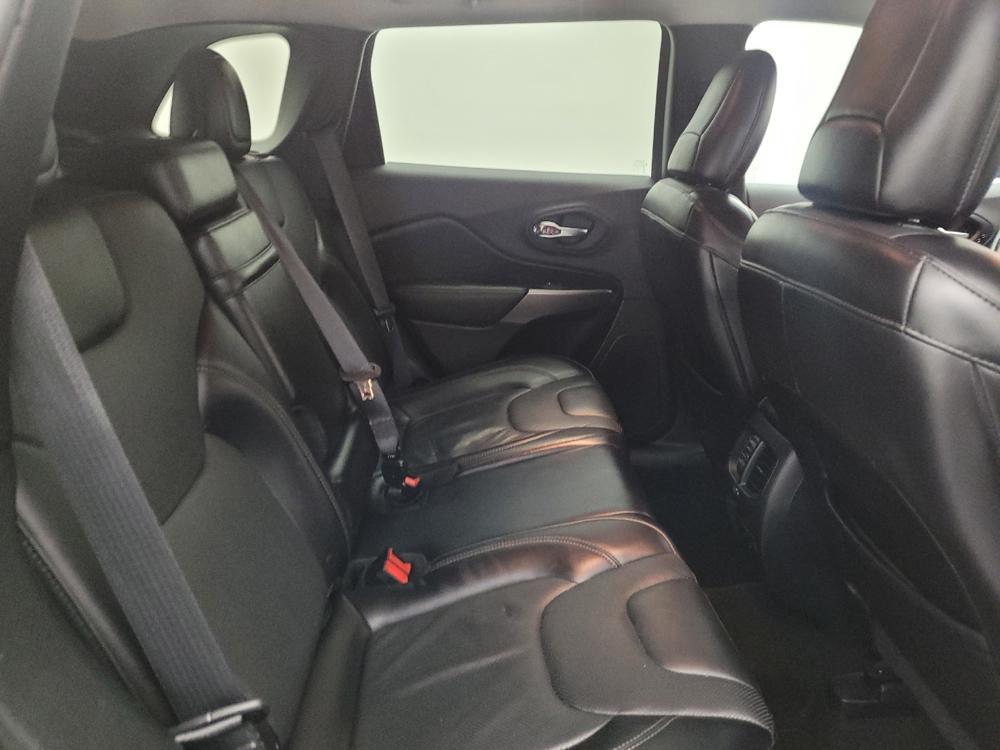 used 2019 Jeep Cherokee car, priced at $18,095