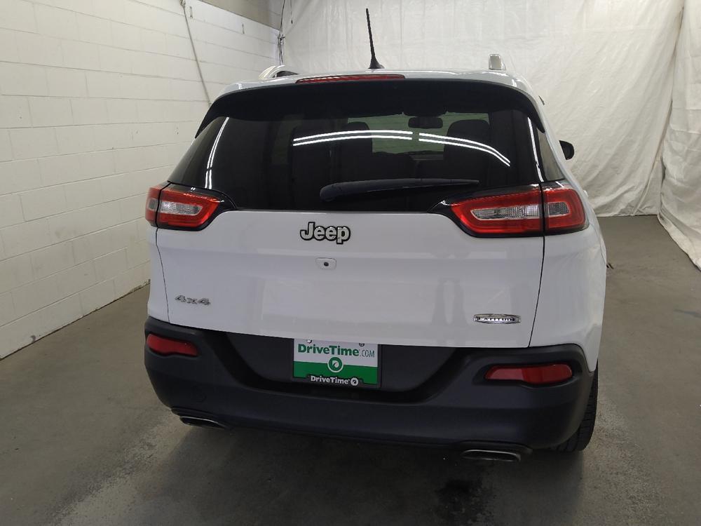 used 2015 Jeep Cherokee car, priced at $15,195