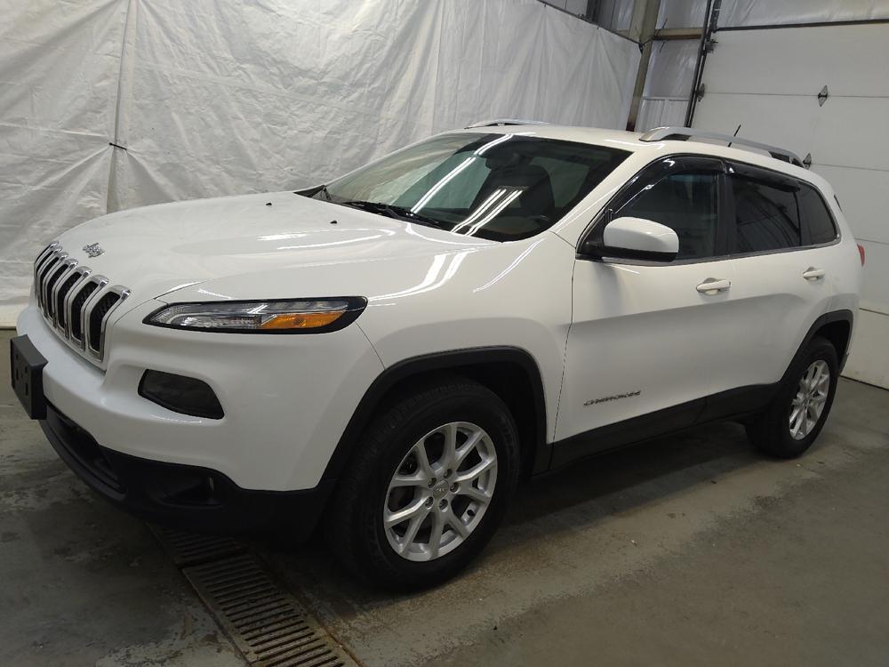used 2015 Jeep Cherokee car, priced at $15,195