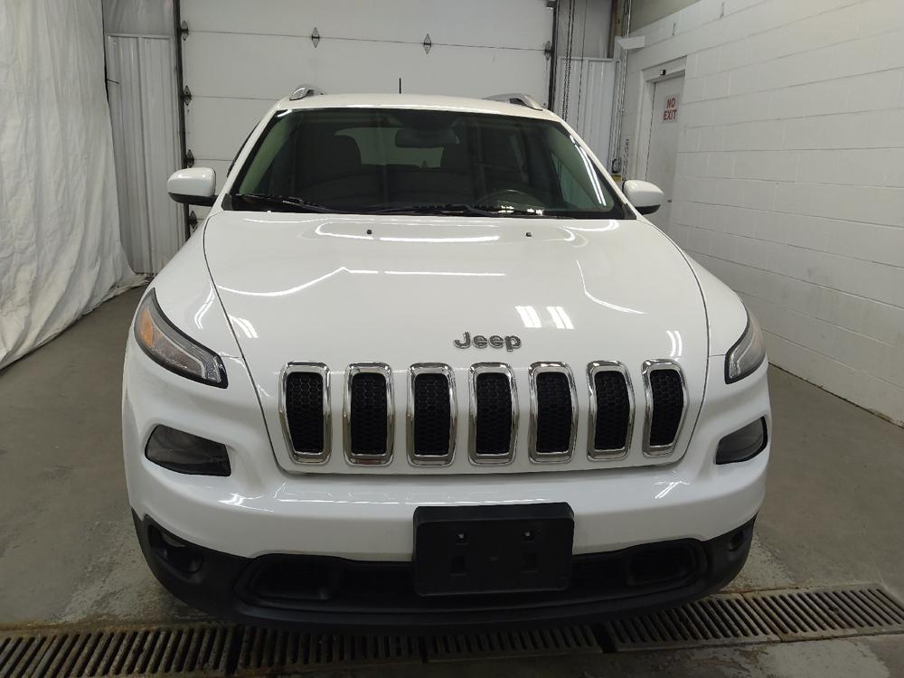 used 2015 Jeep Cherokee car, priced at $15,195