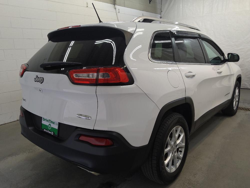 used 2015 Jeep Cherokee car, priced at $15,195