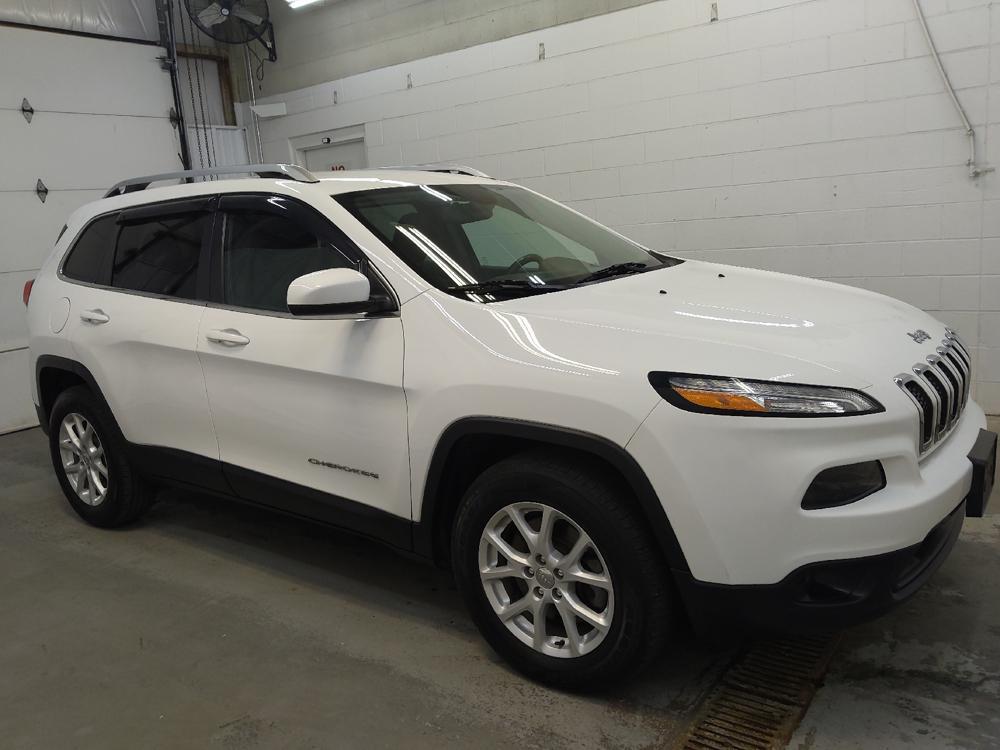 used 2015 Jeep Cherokee car, priced at $15,195