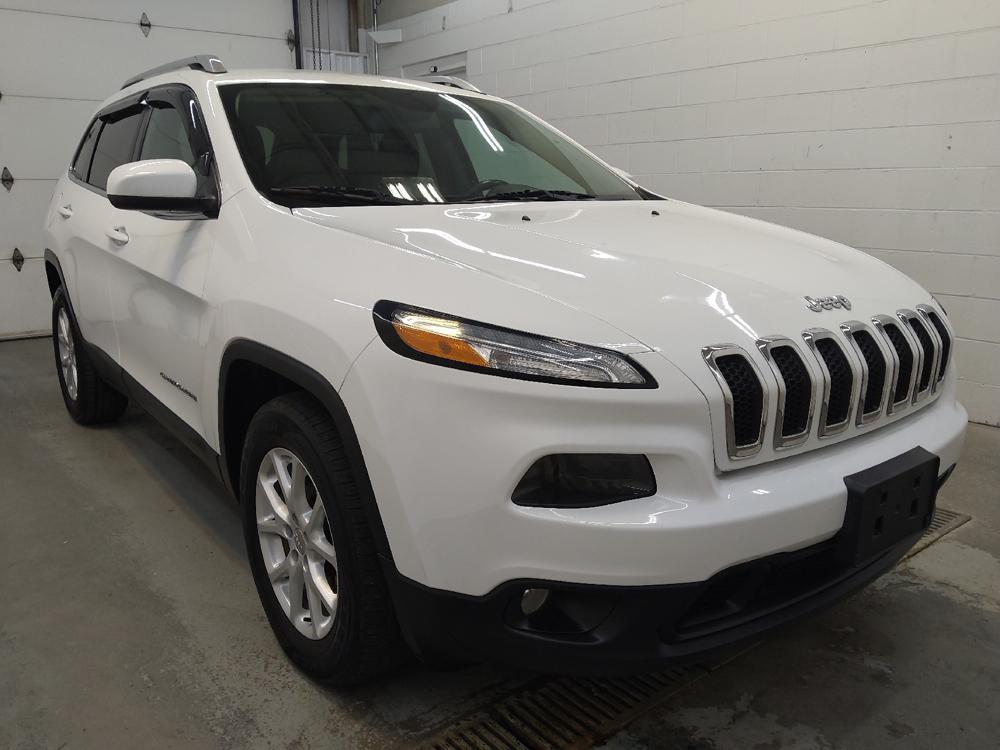 used 2015 Jeep Cherokee car, priced at $15,195