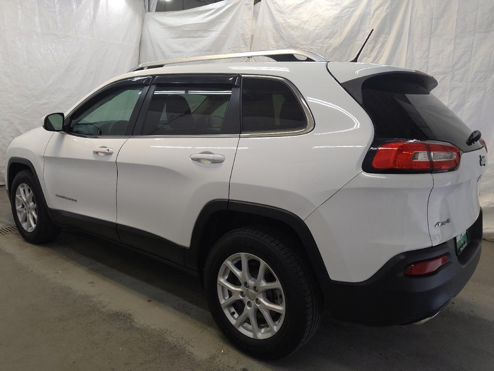 used 2015 Jeep Cherokee car, priced at $15,195