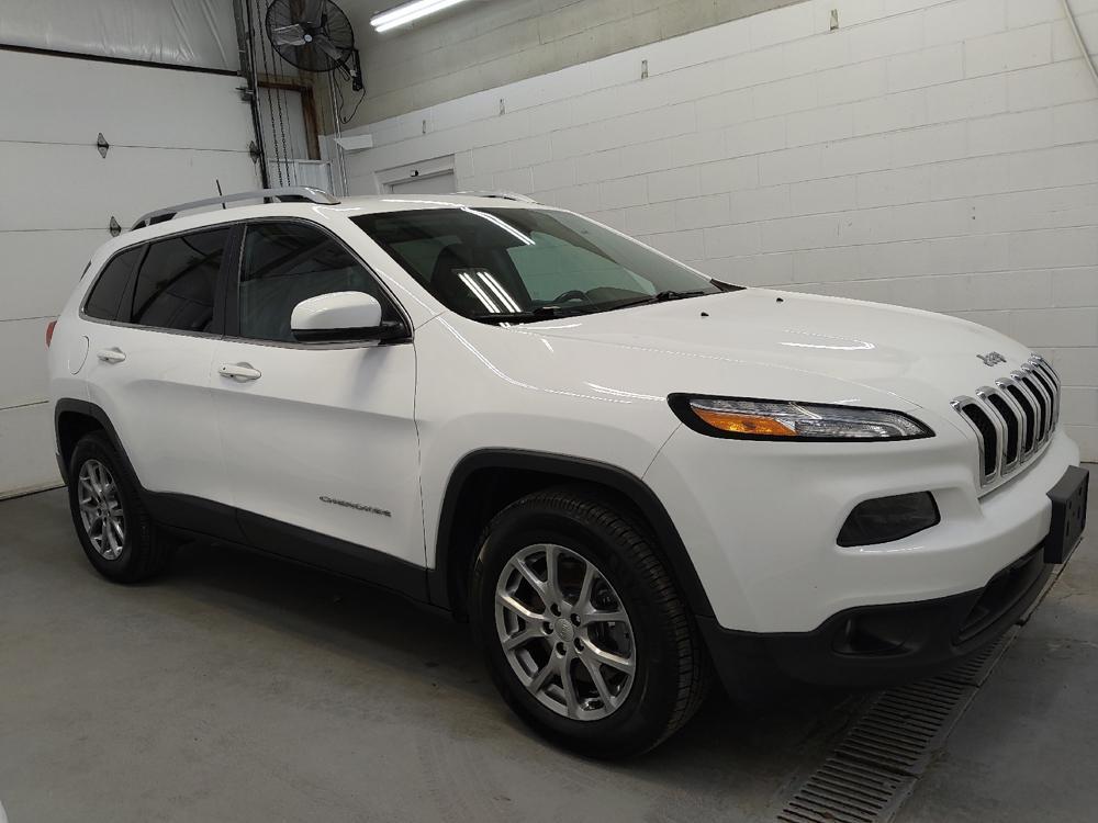 used 2018 Jeep Cherokee car, priced at $16,295