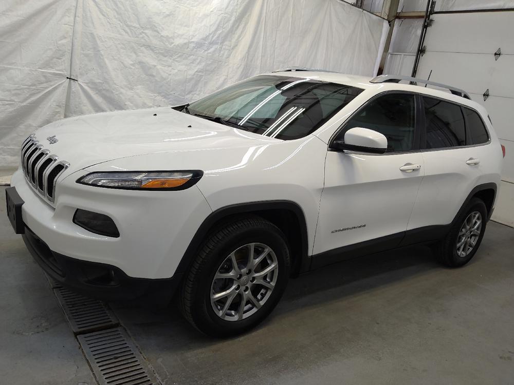 used 2018 Jeep Cherokee car, priced at $16,295