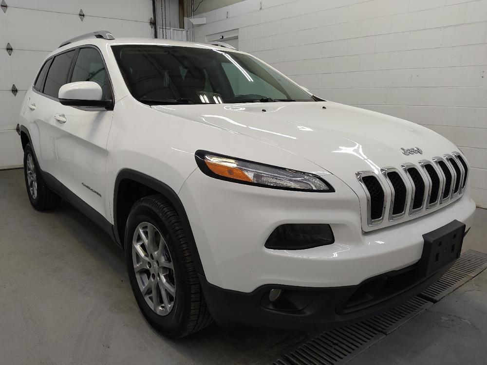 used 2018 Jeep Cherokee car, priced at $16,295
