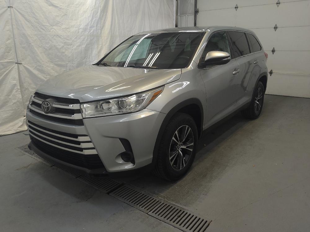 used 2019 Toyota Highlander car, priced at $21,495