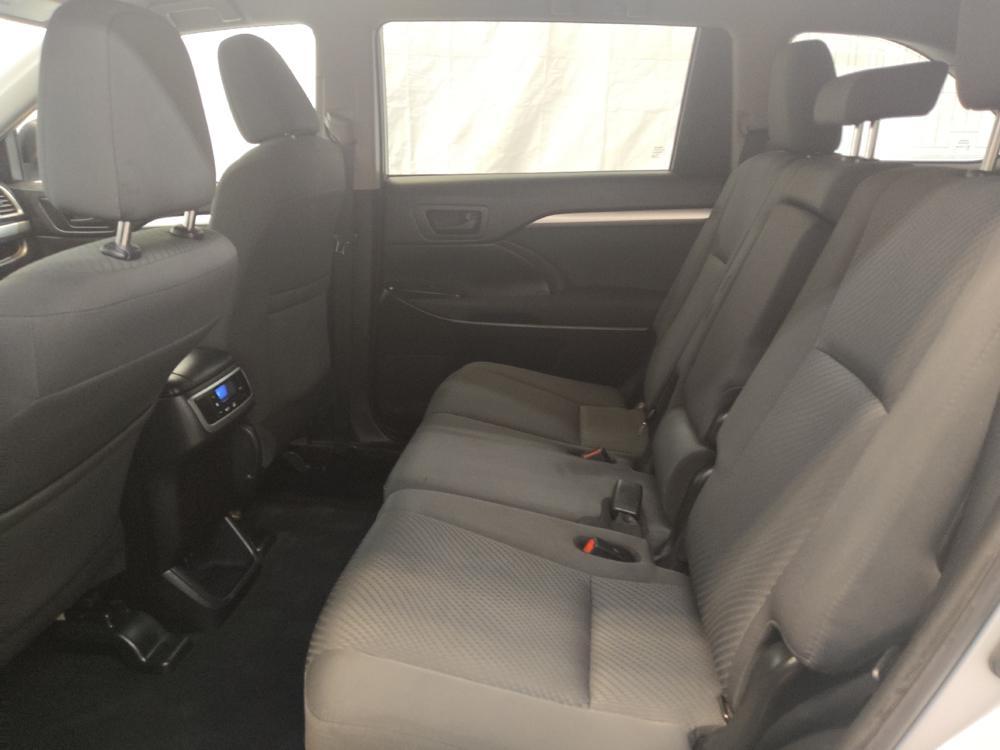 used 2019 Toyota Highlander car, priced at $21,495