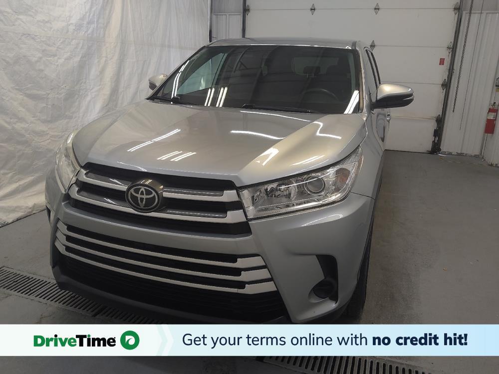 used 2019 Toyota Highlander car, priced at $21,495