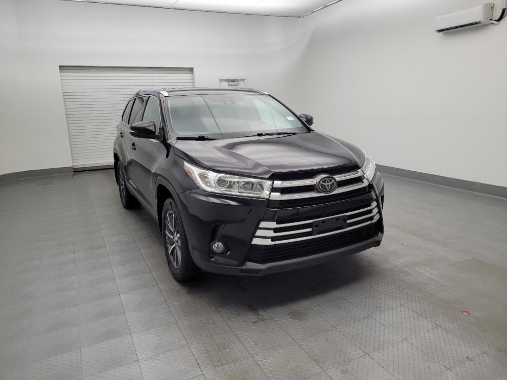 used 2019 Toyota Highlander car, priced at $25,095
