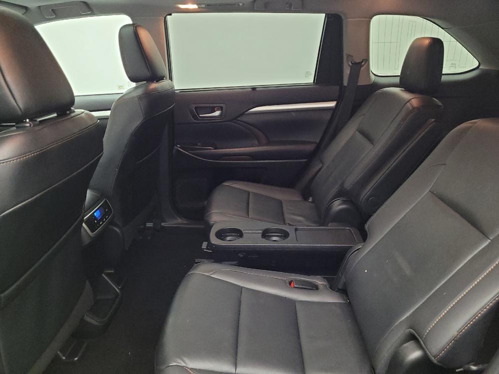 used 2019 Toyota Highlander car, priced at $25,095
