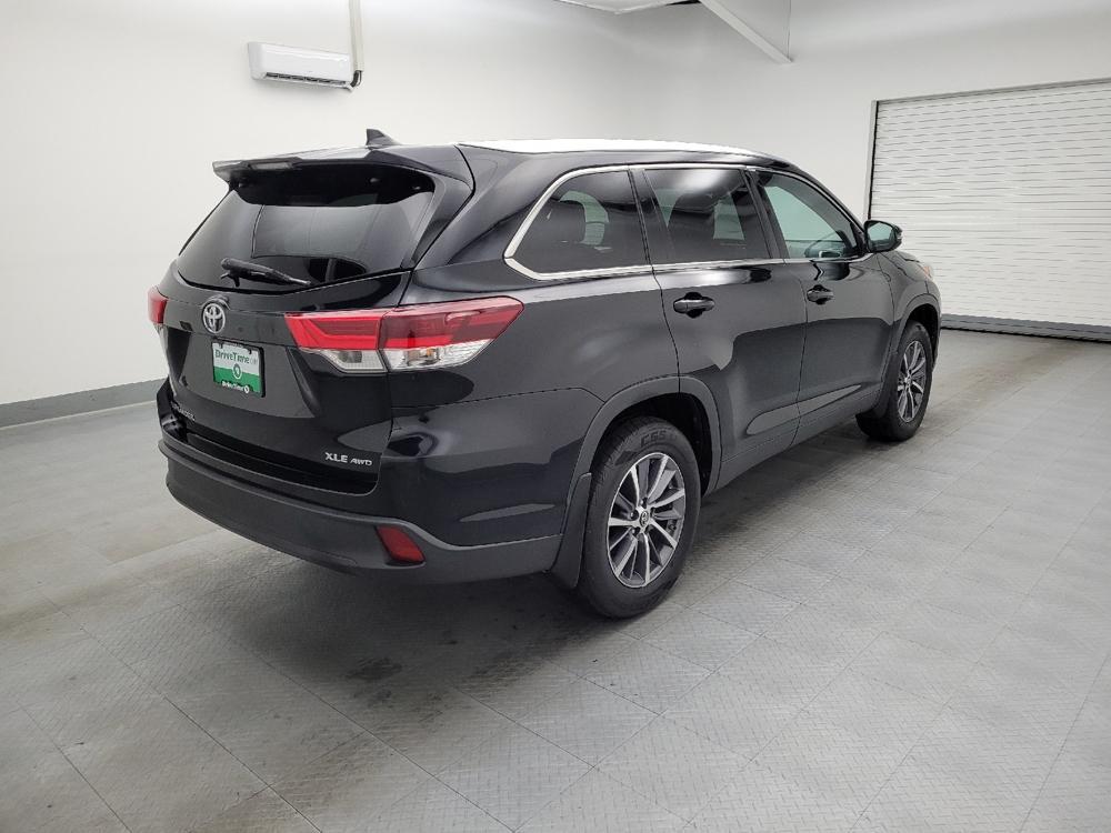 used 2019 Toyota Highlander car, priced at $25,095