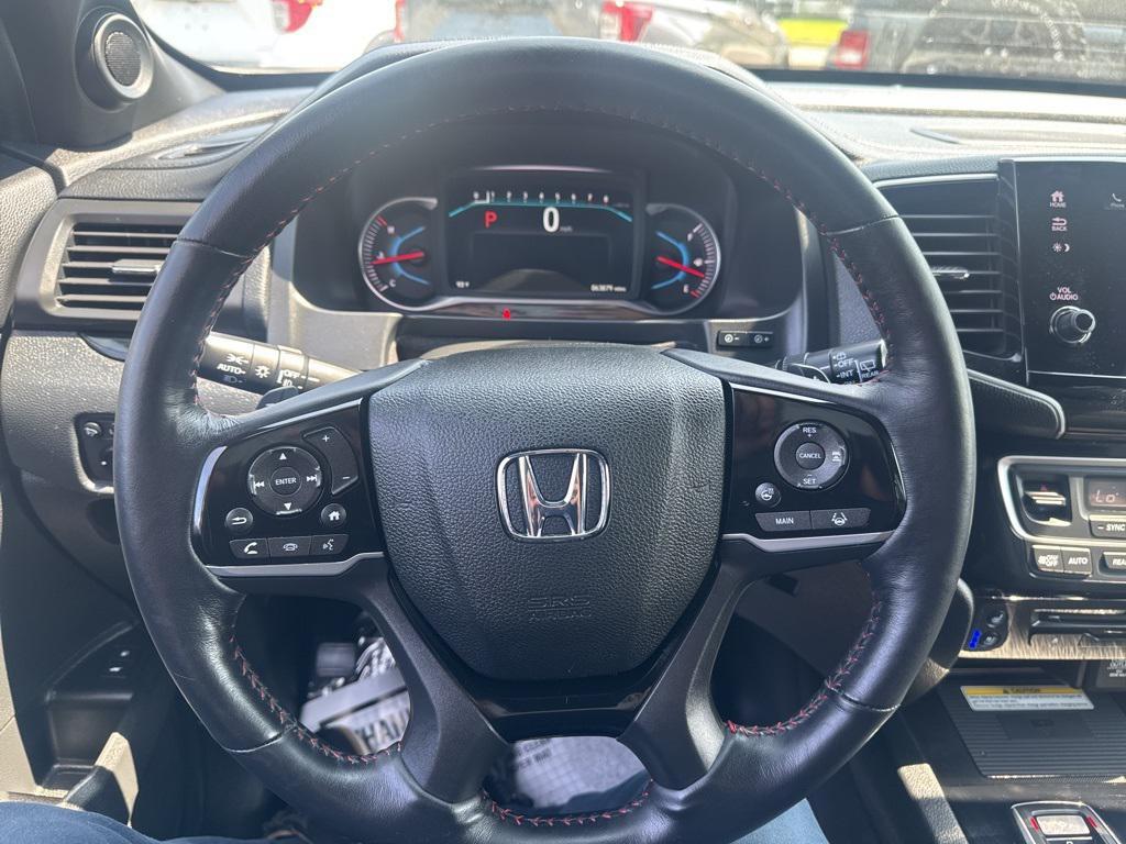 used 2022 Honda Pilot car, priced at $35,988