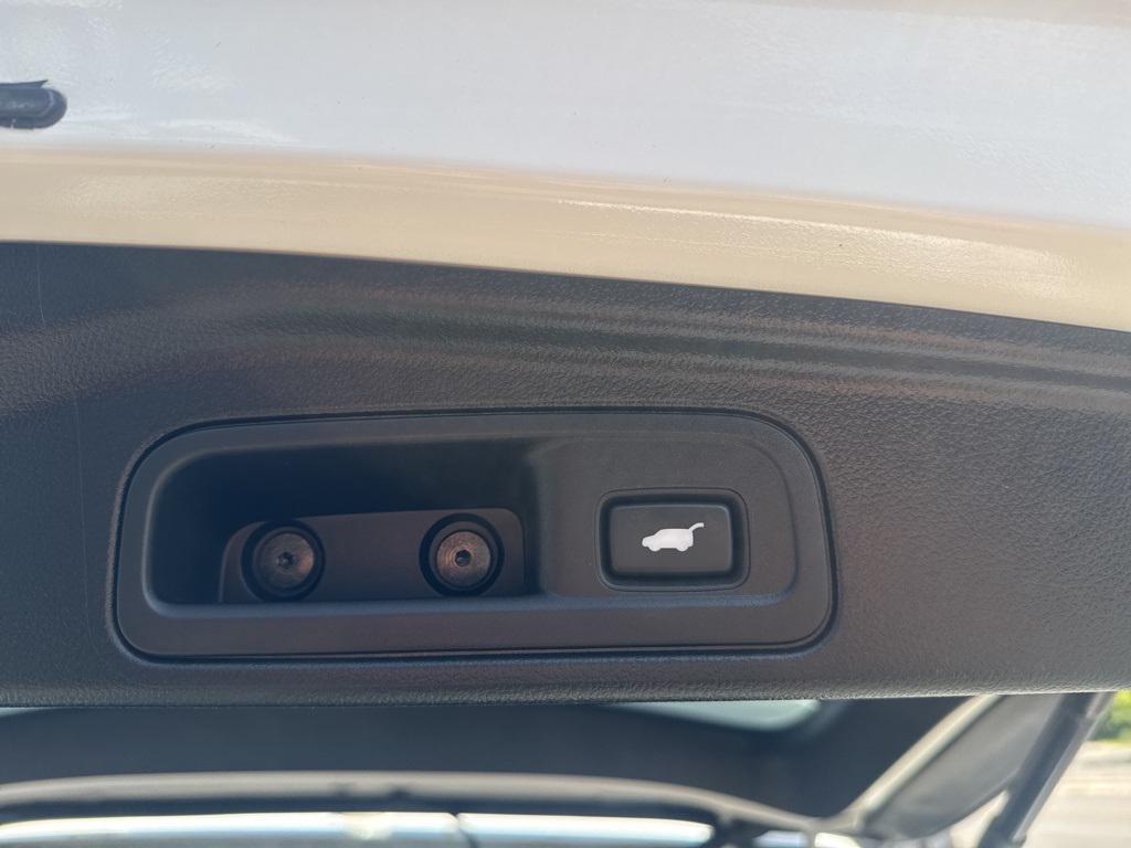 used 2022 Honda Pilot car, priced at $35,988
