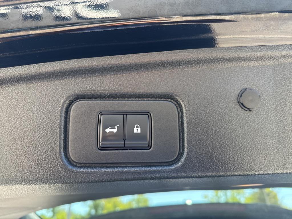 used 2023 Nissan Pathfinder car, priced at $35,988