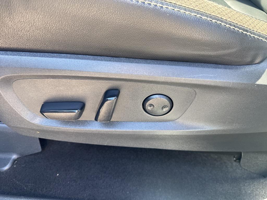 used 2023 Nissan Pathfinder car, priced at $35,988