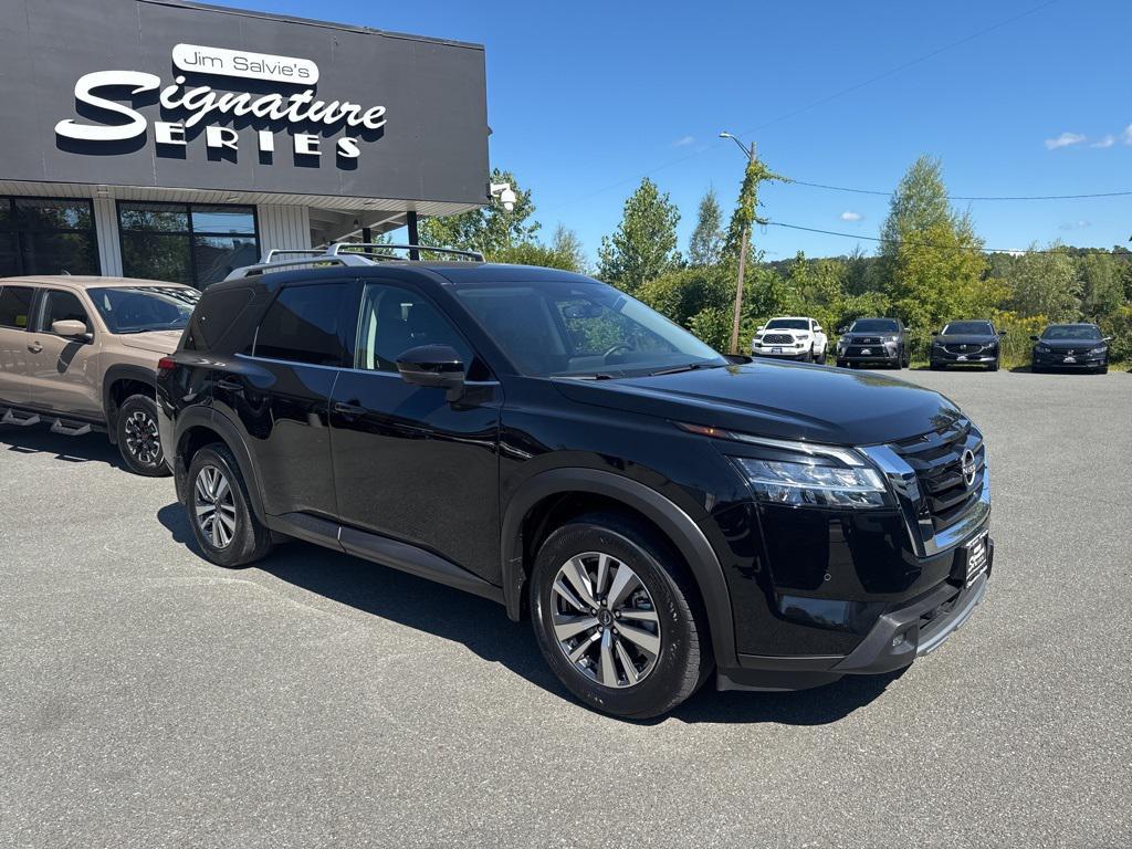 used 2023 Nissan Pathfinder car, priced at $35,988