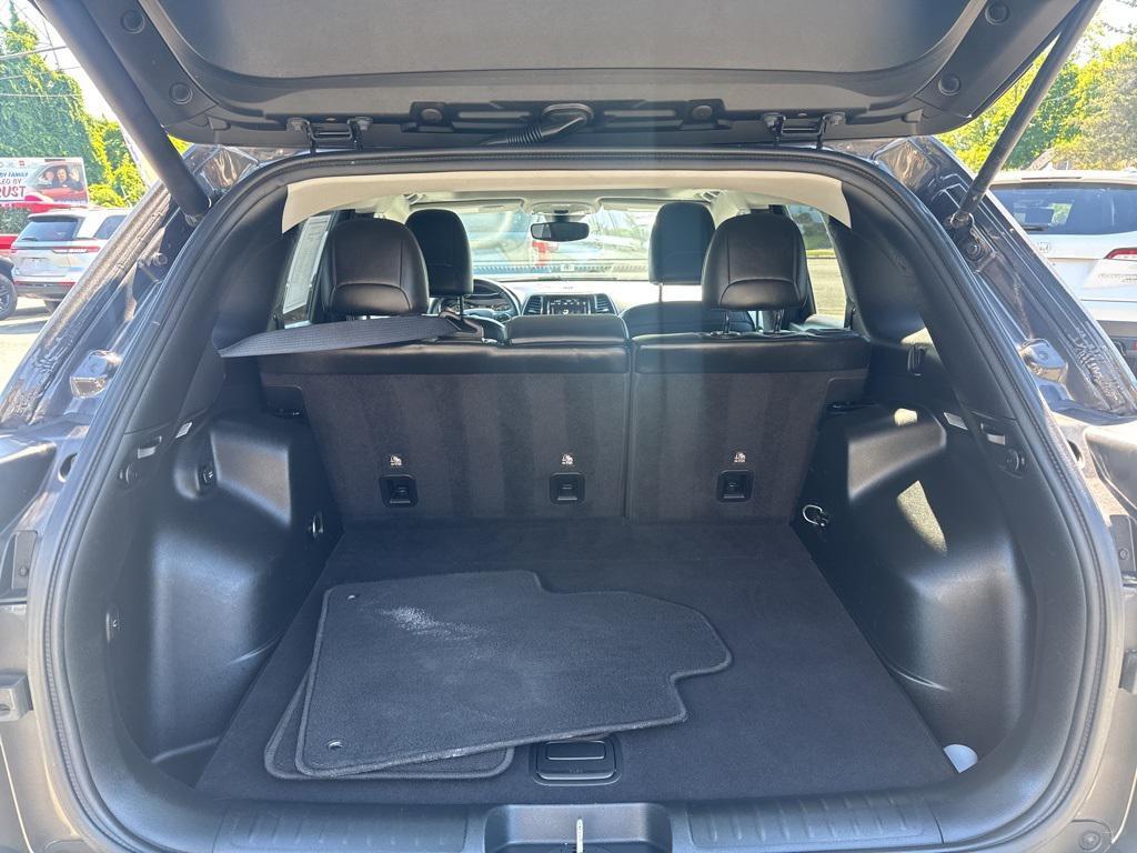 used 2019 Jeep Cherokee car, priced at $18,988