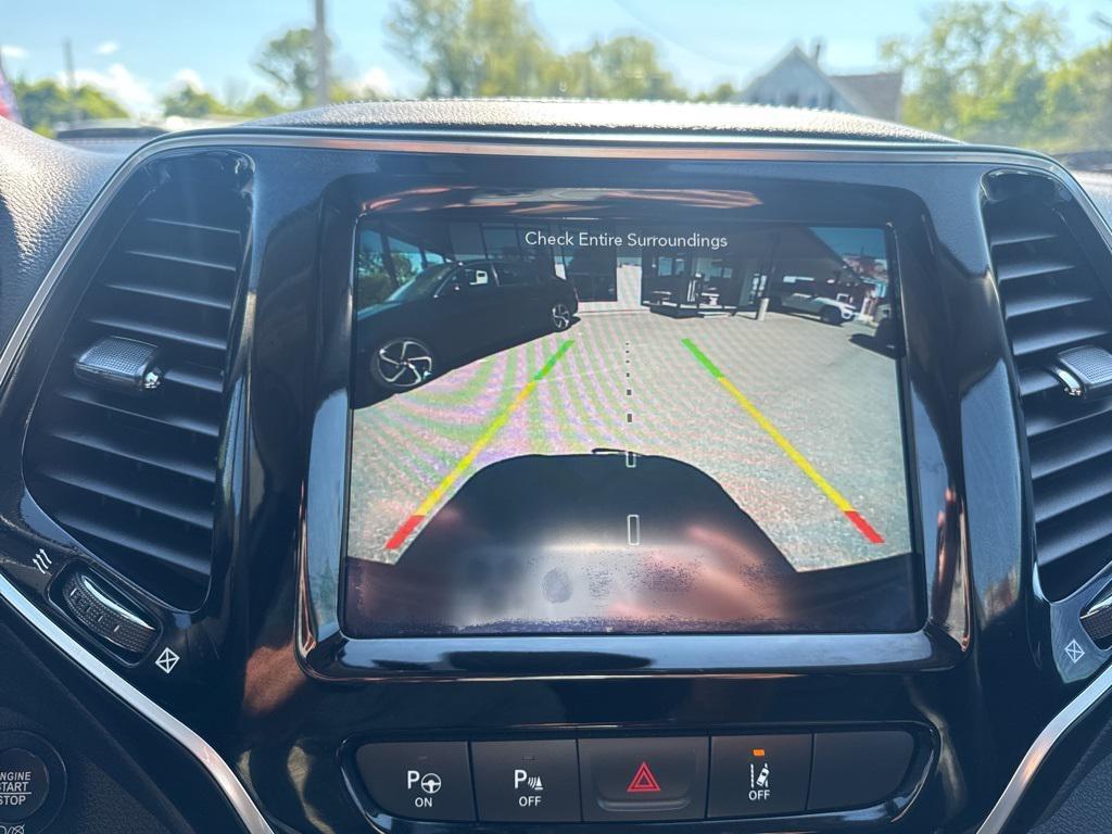 used 2019 Jeep Cherokee car, priced at $18,988
