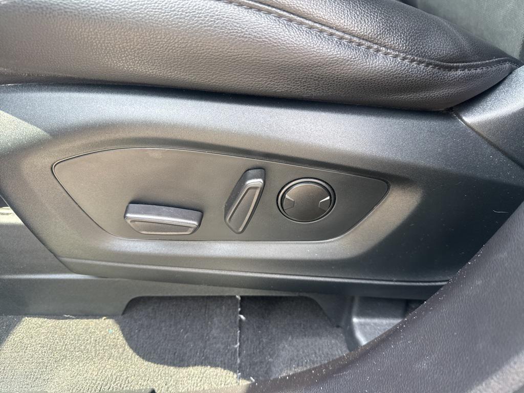 used 2022 Ford Explorer car, priced at $33,988