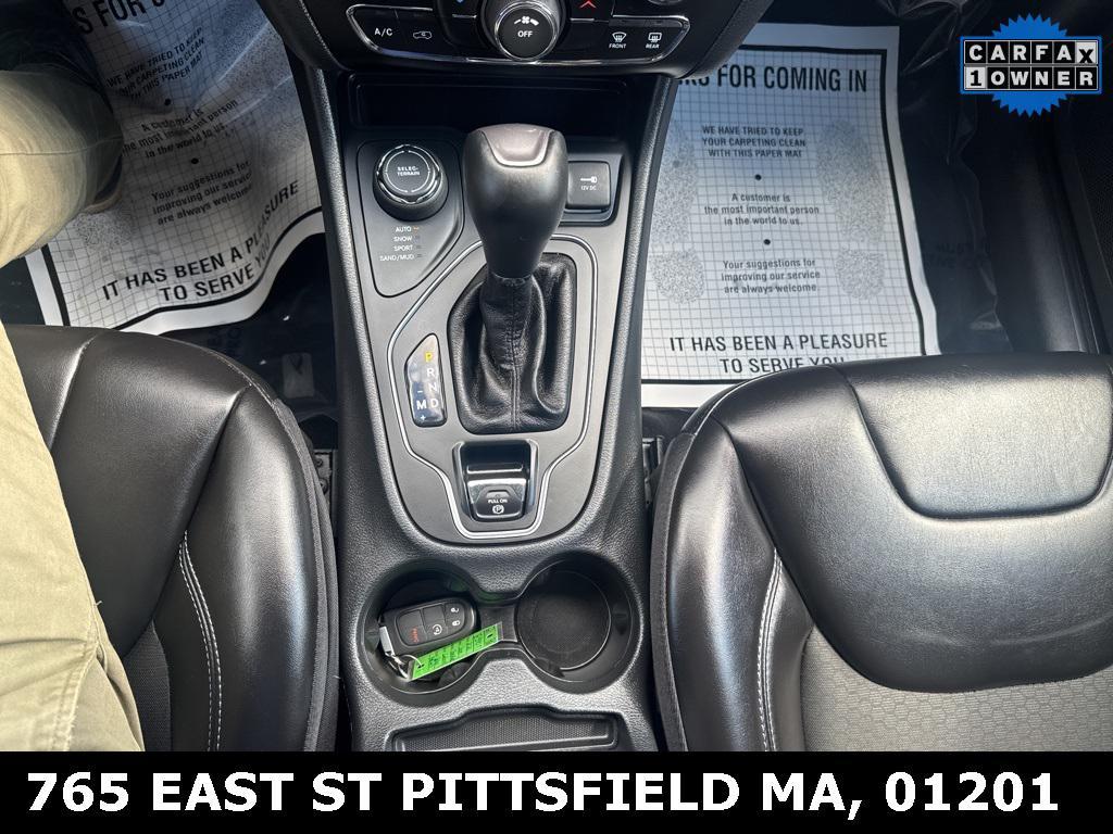used 2020 Jeep Cherokee car, priced at $20,988