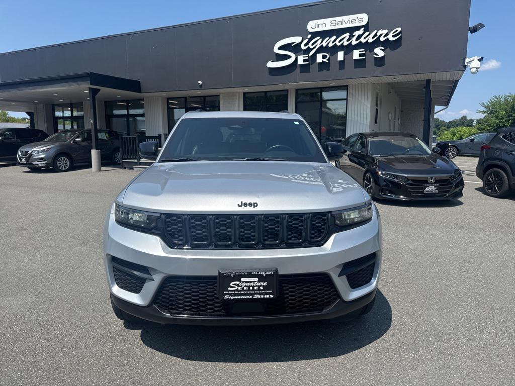 used 2022 Jeep Grand Cherokee car, priced at $35,288