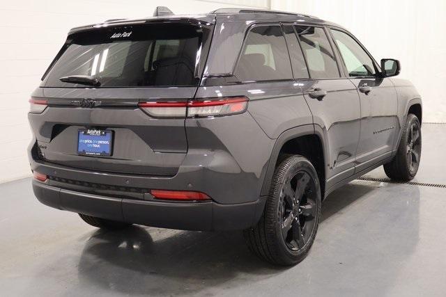 new 2025 Jeep Grand Cherokee car