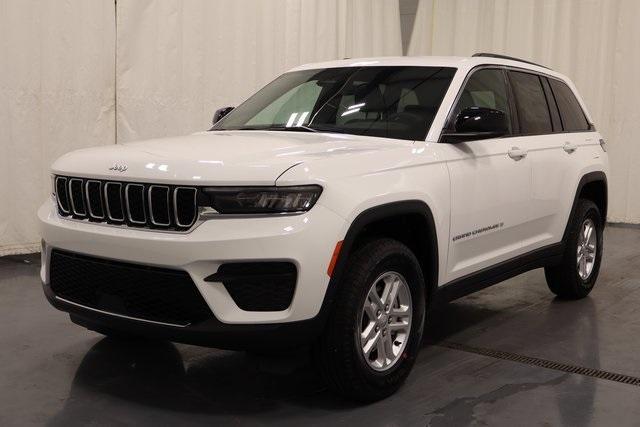 new 2025 Jeep Grand Cherokee car, priced at $34,570