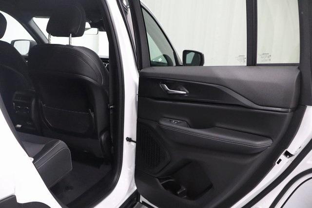 new 2025 Jeep Grand Cherokee car, priced at $34,570