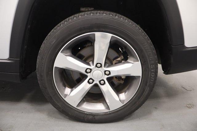 used 2021 Jeep Grand Cherokee L car, priced at $29,995