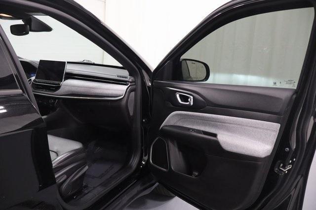 used 2023 Jeep Compass car, priced at $20,995